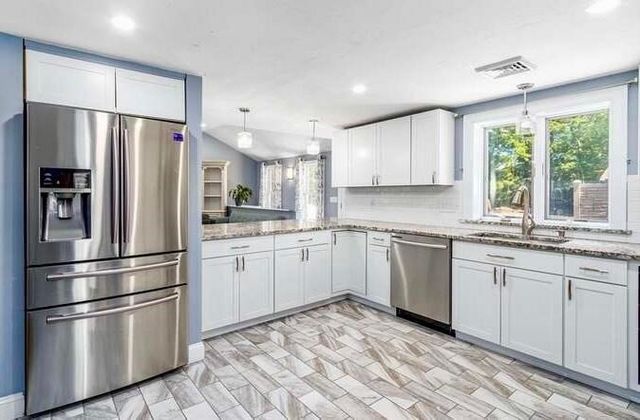 12 Ox Bow Rd., Falmouth, MA 02536