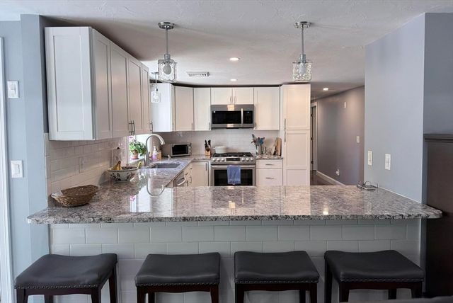 12 Ox Bow Rd., Falmouth, MA 02536