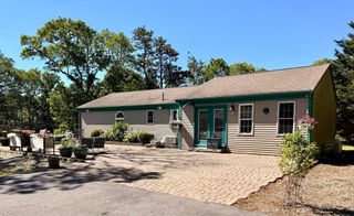 12 Ox Bow Rd., Falmouth, MA 02536