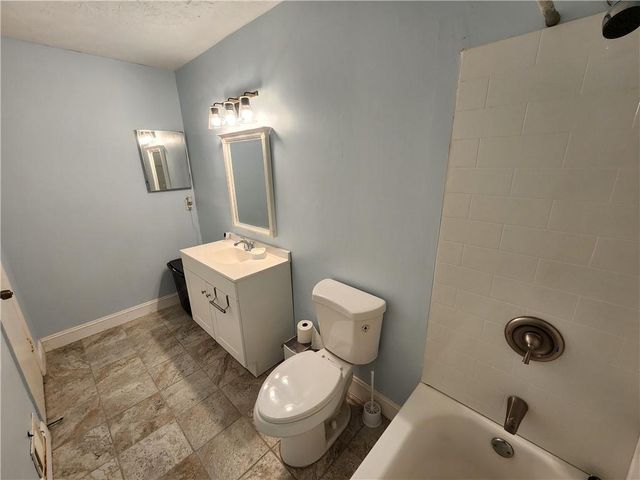 2952 N Dekalb Drive E, Atlanta, GA 30340
