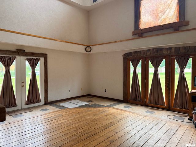 3302 E CEDAR HILLS Drive, Chillicothe, IL 61523
