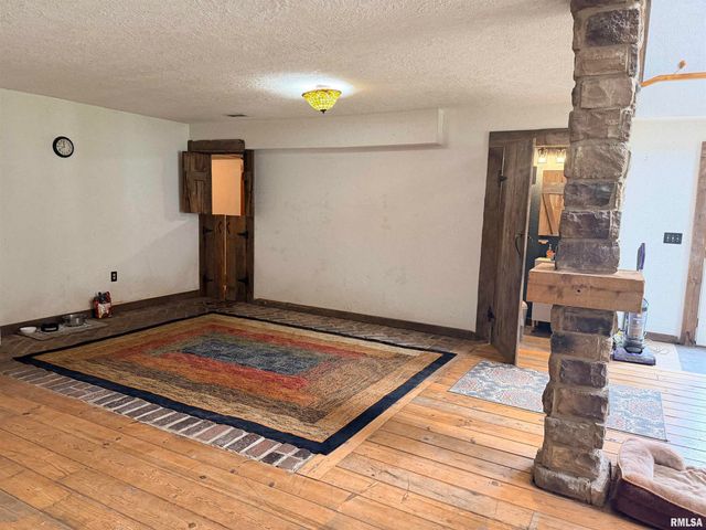 3302 E CEDAR HILLS Drive, Chillicothe, IL 61523