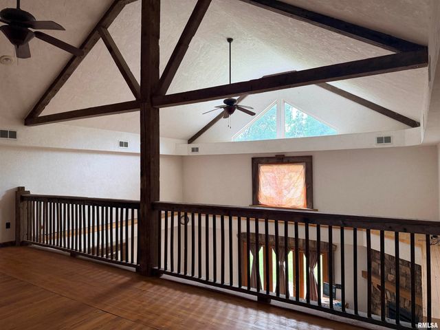 3302 E CEDAR HILLS Drive, Chillicothe, IL 61523