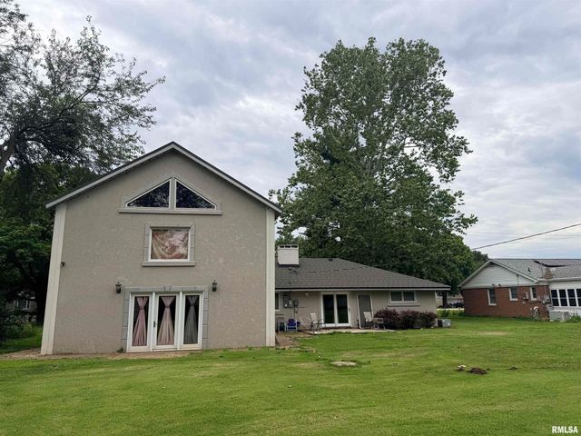 3302 E CEDAR HILLS Drive, Chillicothe, IL 61523