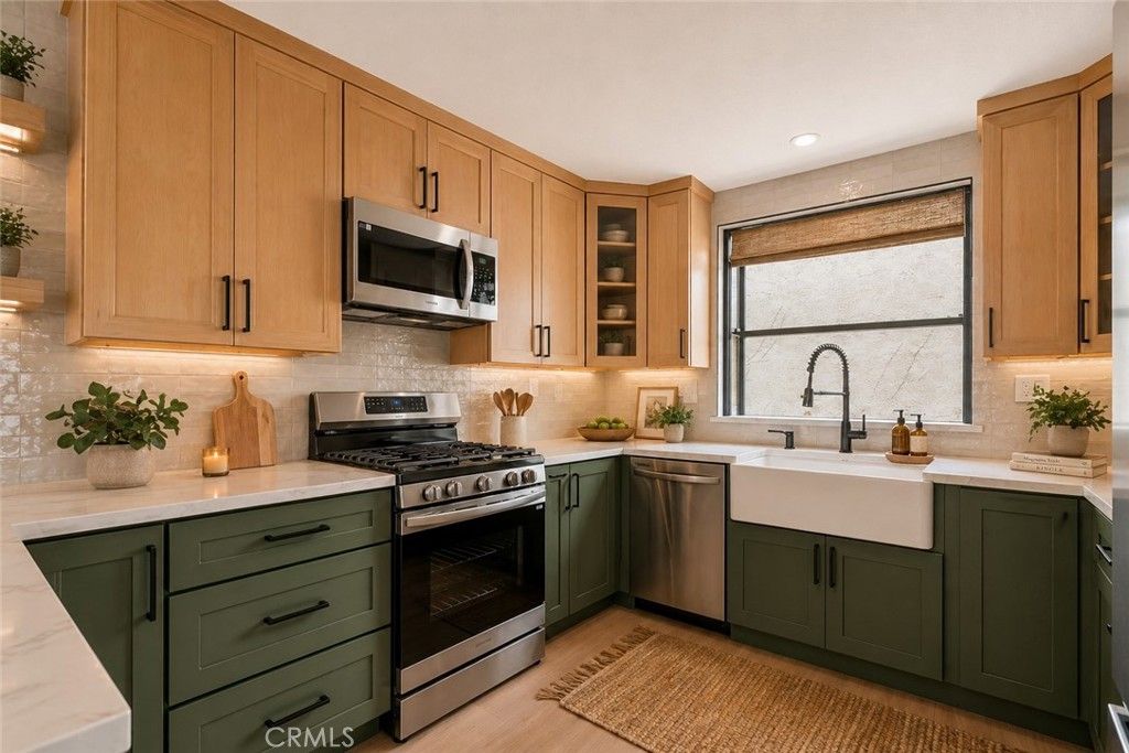 Image 11 of property listing at 2117 Grant Avenue 1, Redondo Beach, CA 90278