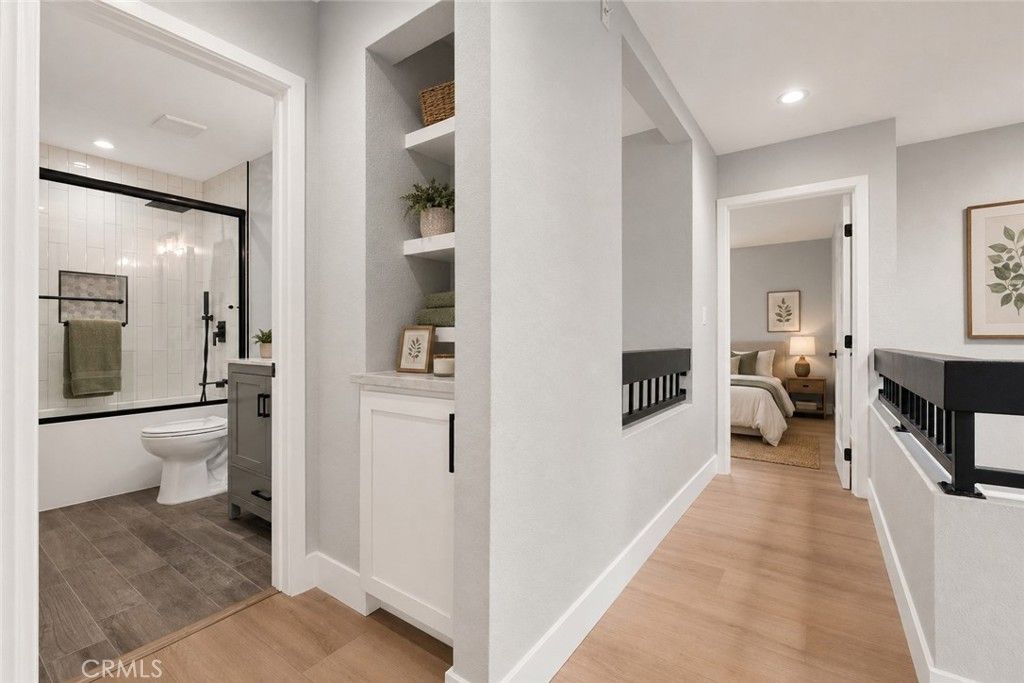 Image 18 of property listing at 2117 Grant Avenue 1, Redondo Beach, CA 90278