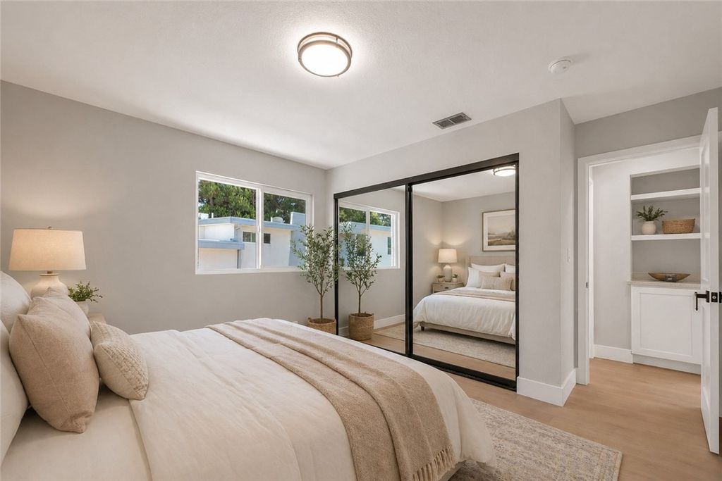 Image 22 of property listing at 2117 Grant Avenue 1, Redondo Beach, CA 90278