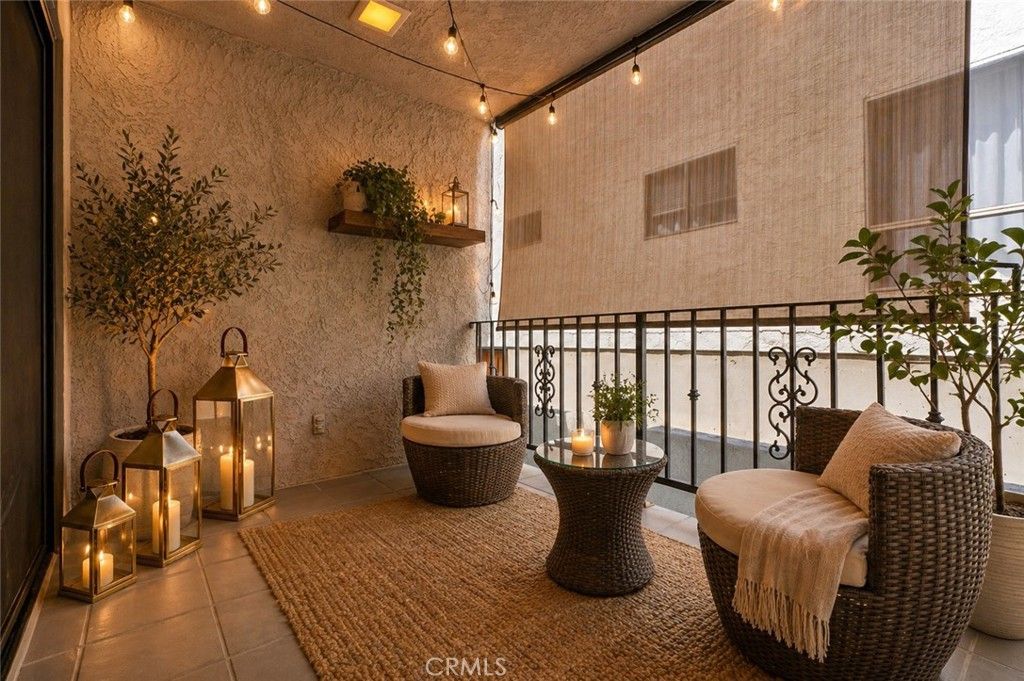 Image 6 of property listing at 2117 Grant Avenue 1, Redondo Beach, CA 90278