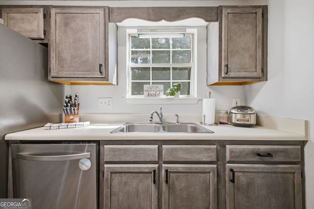 4761 Limestone Lane NW, Acworth, GA 30102