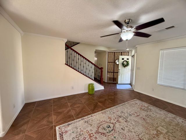 10909 Dream Weaver Drive NW, Albuquerque, NM 87114