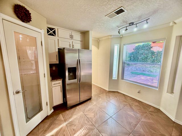 10909 Dream Weaver Drive NW, Albuquerque, NM 87114