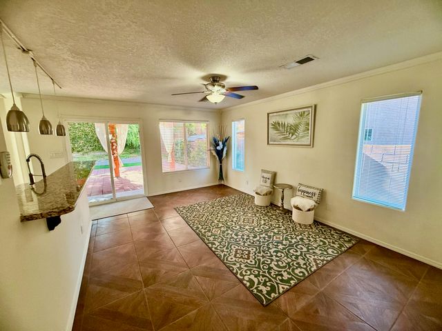 10909 Dream Weaver Drive NW, Albuquerque, NM 87114
