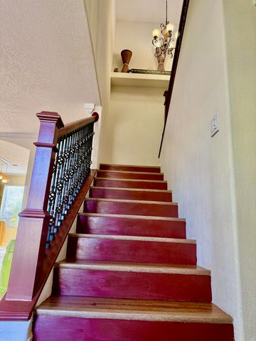 10909 Dream Weaver Drive NW, Albuquerque, NM 87114