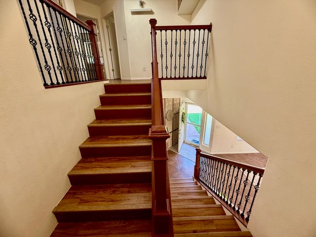 10909 Dream Weaver Drive NW, Albuquerque, NM 87114