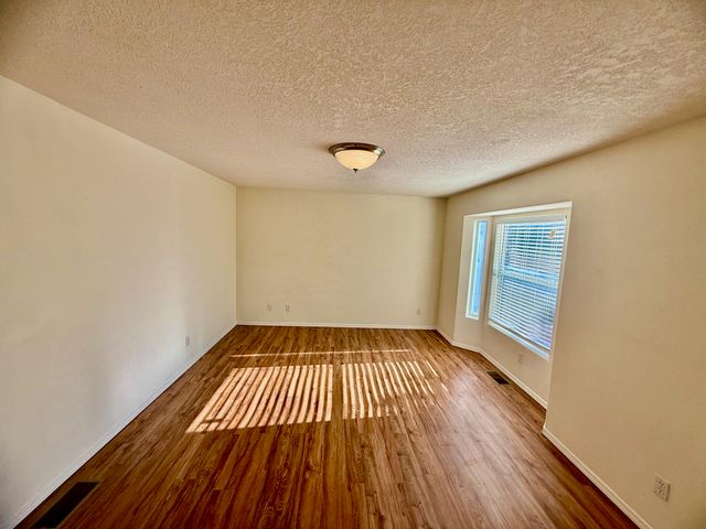 10909 Dream Weaver Drive NW, Albuquerque, NM 87114