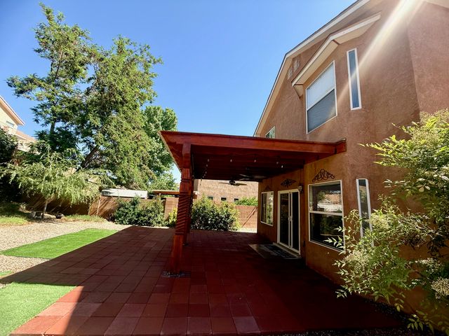 10909 Dream Weaver Drive NW, Albuquerque, NM 87114