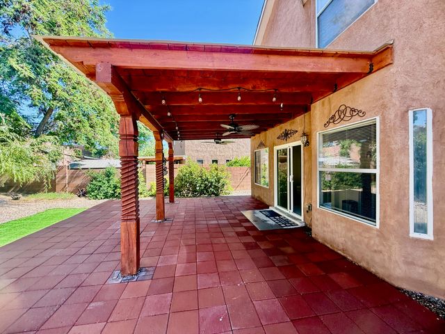 10909 Dream Weaver Drive NW, Albuquerque, NM 87114