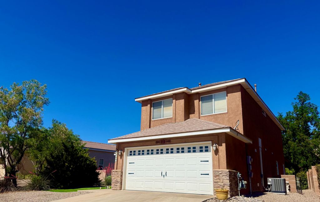 10909 Dream Weaver Drive NW, Albuquerque, NM 87114