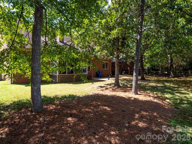 1137 Millwright Lane, Matthews, NC 28104