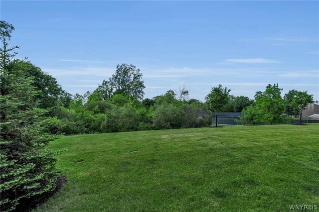 172 Northill Drive A, Amherst, NY 14221