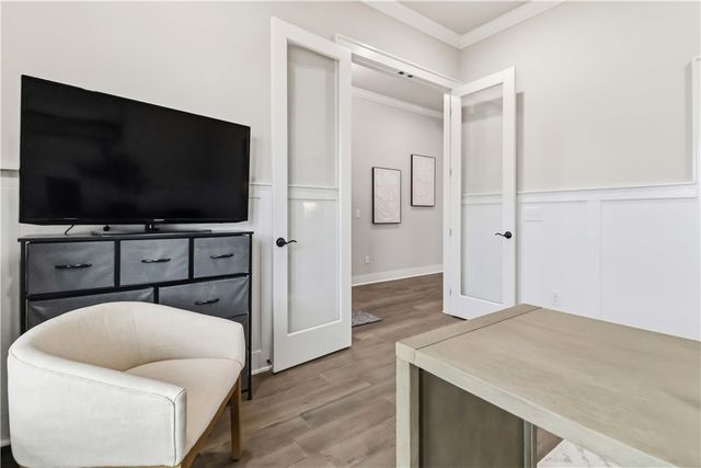 1504 Ridgeline Avenue, Lowell, AR 72745