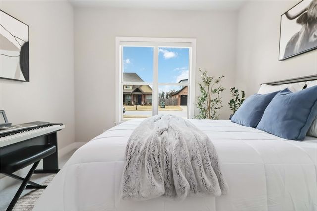 1504 Ridgeline Avenue, Lowell, AR 72745