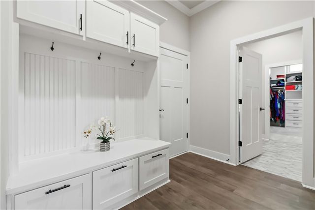 1504 Ridgeline Avenue, Lowell, AR 72745