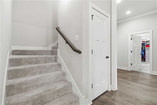 1504 Ridgeline Avenue, Lowell, AR 72745