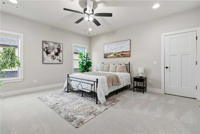 1504 Ridgeline Avenue, Lowell, AR 72745