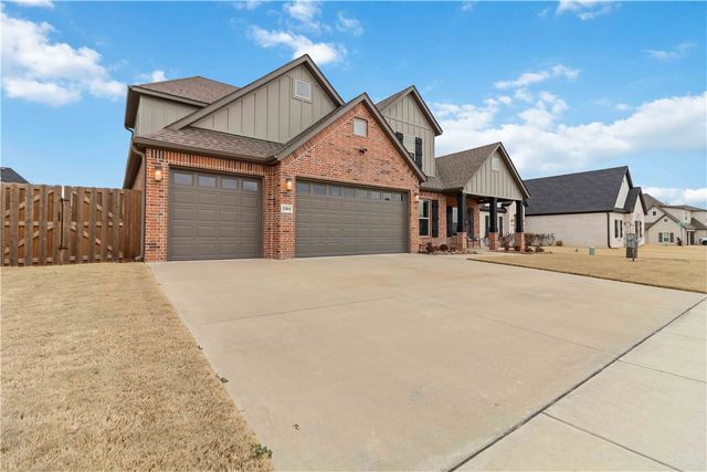 1504 Ridgeline Avenue, Lowell, AR 72745