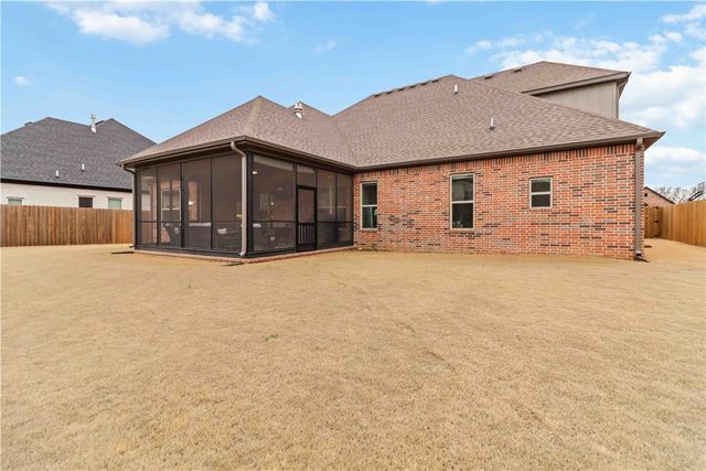 1504 Ridgeline Avenue, Lowell, AR 72745