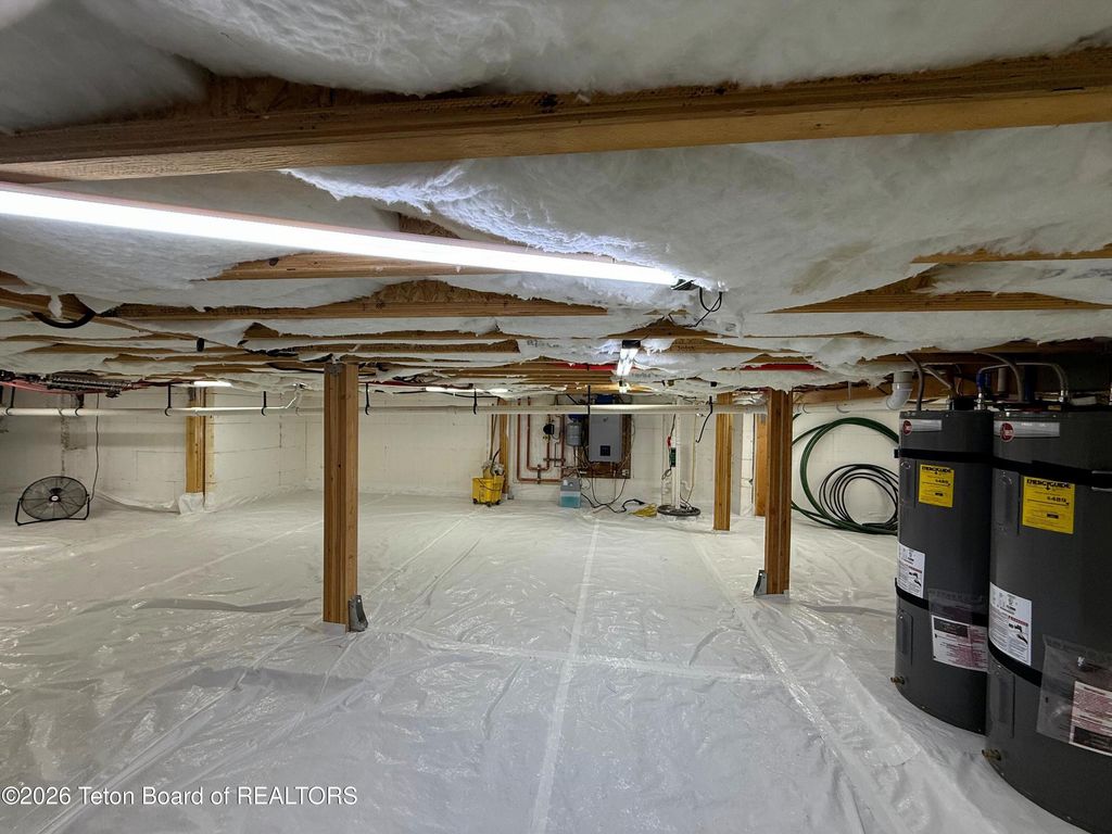 9802 HIDDENWATERS Lane, Victor, ID 83455 photo 25