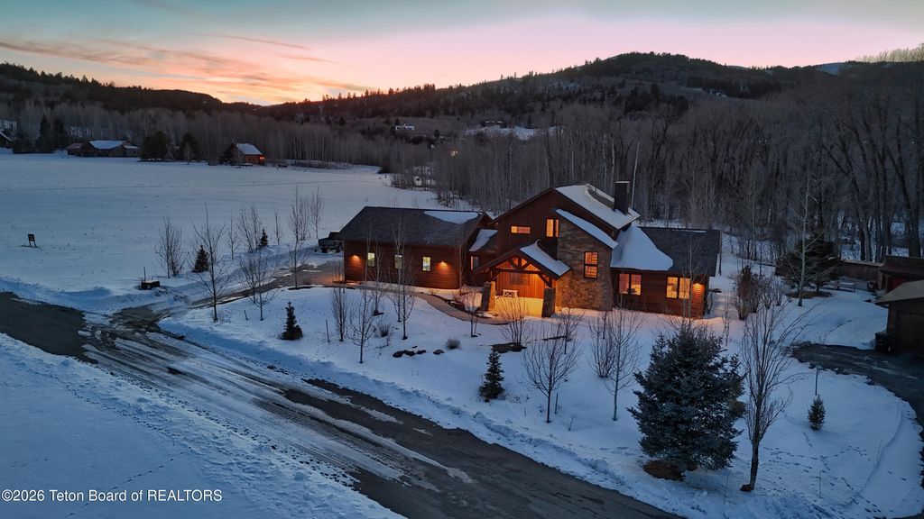 9802 HIDDENWATERS Lane, Victor, ID 83455 photo 37