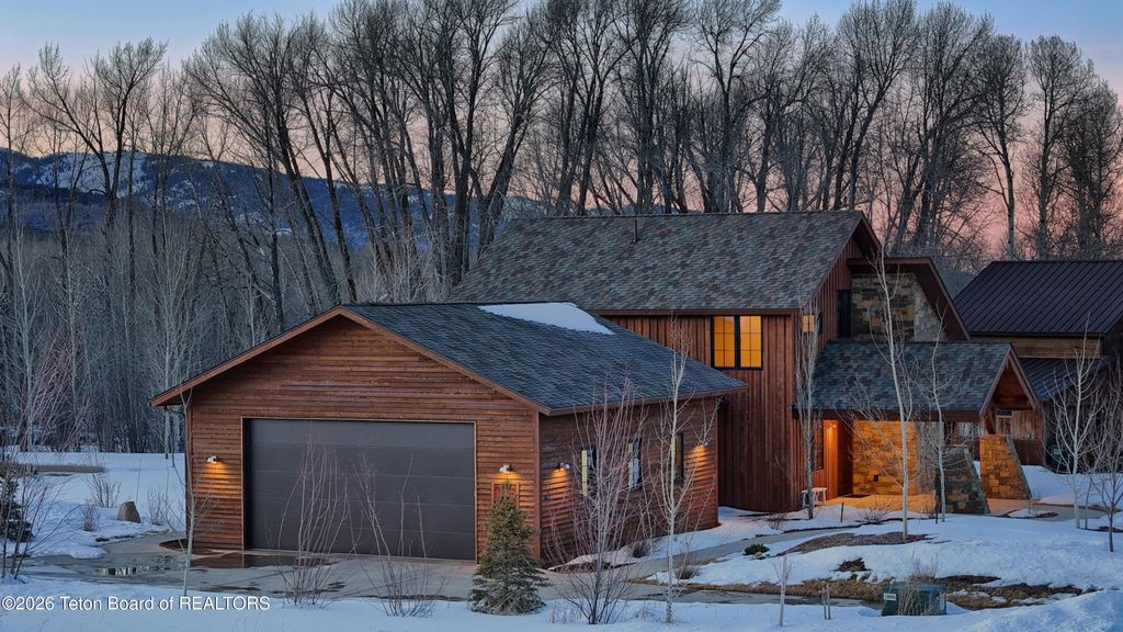 9802 HIDDENWATERS Lane, Victor, ID 83455 photo 38