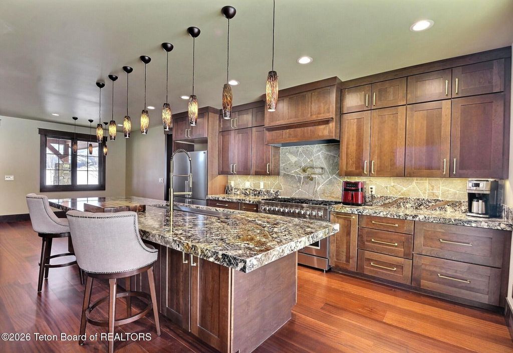 9802 HIDDENWATERS Lane, Victor, ID 83455 photo 4