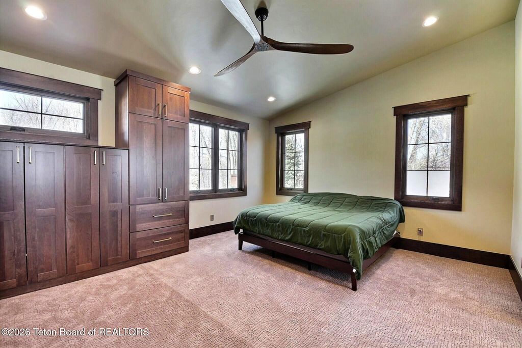 9802 HIDDENWATERS Lane, Victor, ID 83455 photo 8