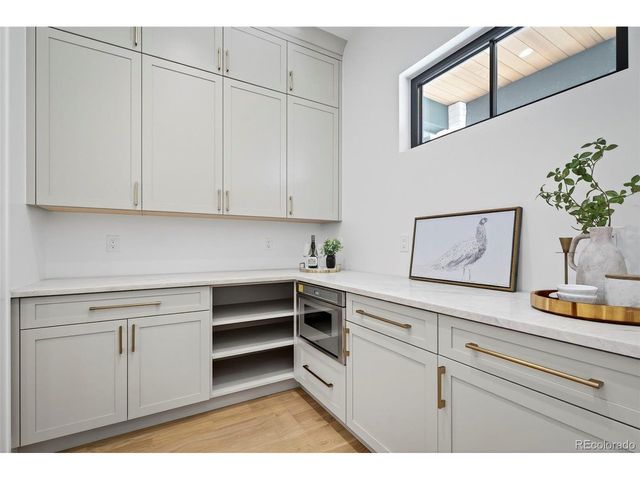 2045 S Cook St, Denver, CO 80210