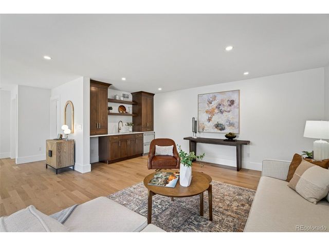 2045 S Cook St, Denver, CO 80210