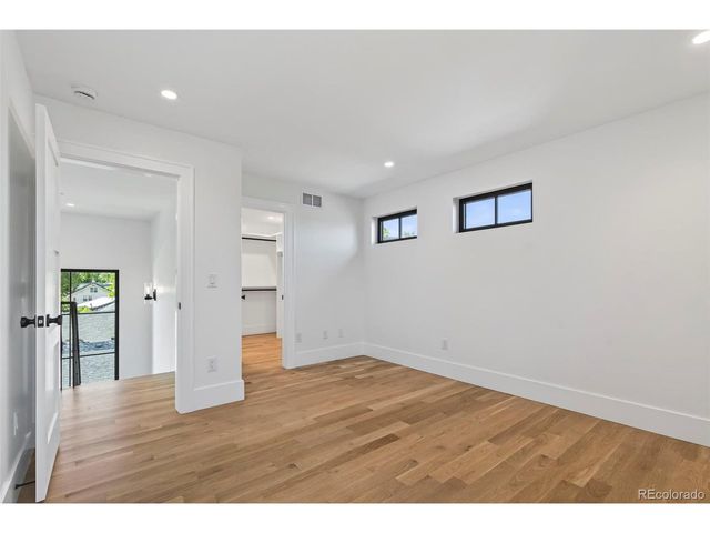 2045 S Cook St, Denver, CO 80210