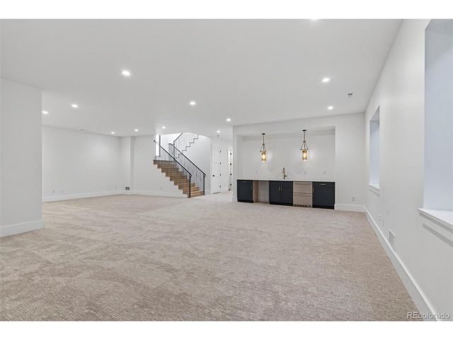 2045 S Cook St, Denver, CO 80210