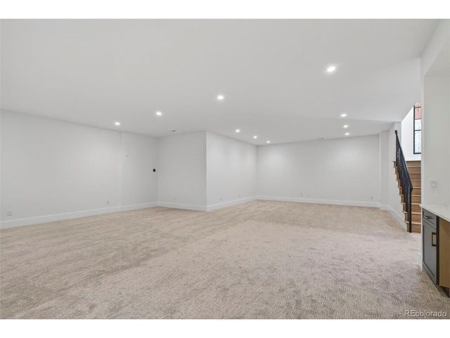 2045 S Cook St, Denver, CO 80210