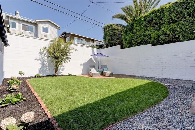 325 Avenue G, Redondo Beach, CA 90277