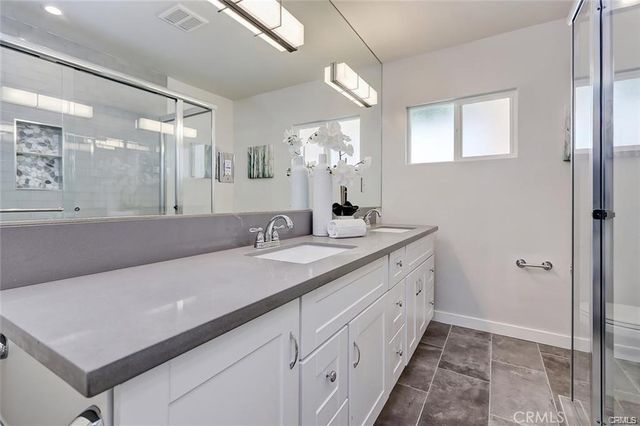 325 Avenue G, Redondo Beach, CA 90277