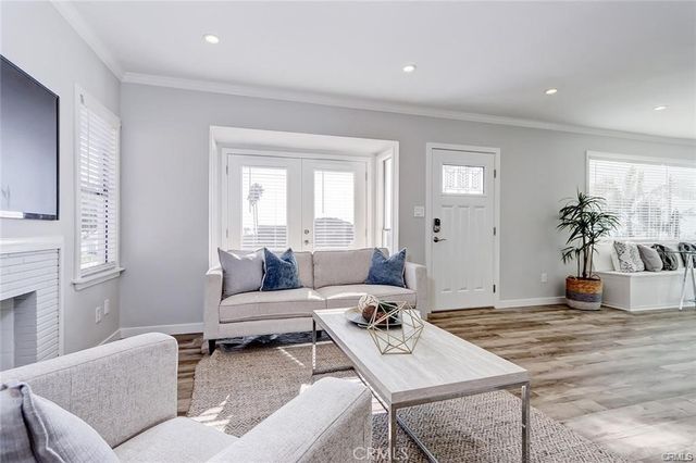 325 Avenue G, Redondo Beach, CA 90277