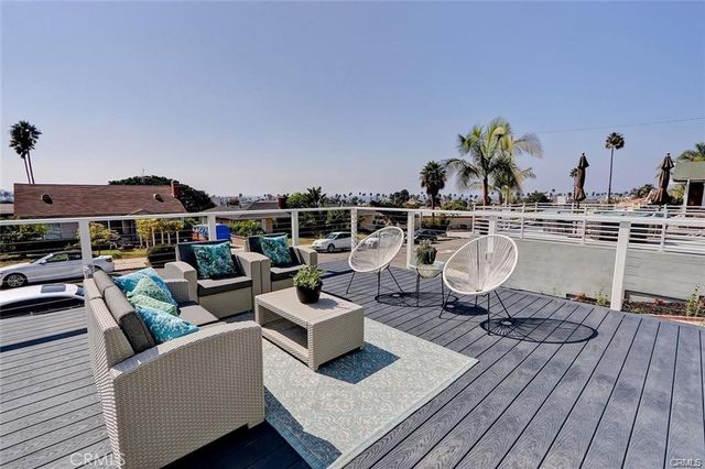 325 Avenue G, Redondo Beach, CA 90277