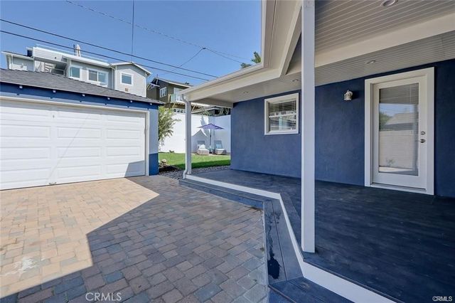 325 Avenue G, Redondo Beach, CA 90277