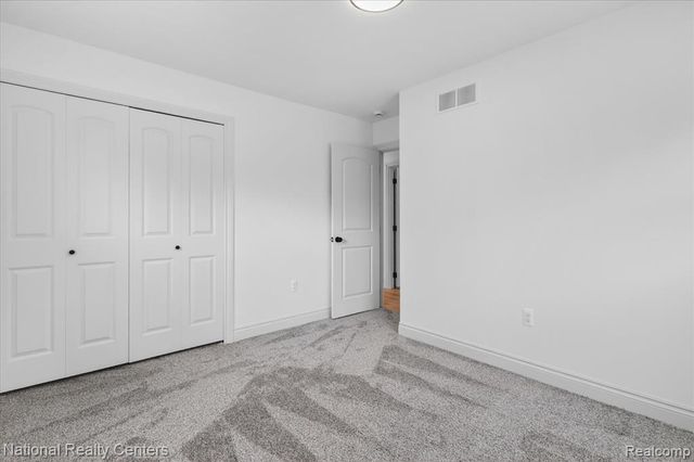 2601 Westwind Drive, Highland, MI 48357