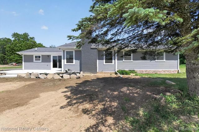 2601 Westwind Drive, Highland, MI 48357