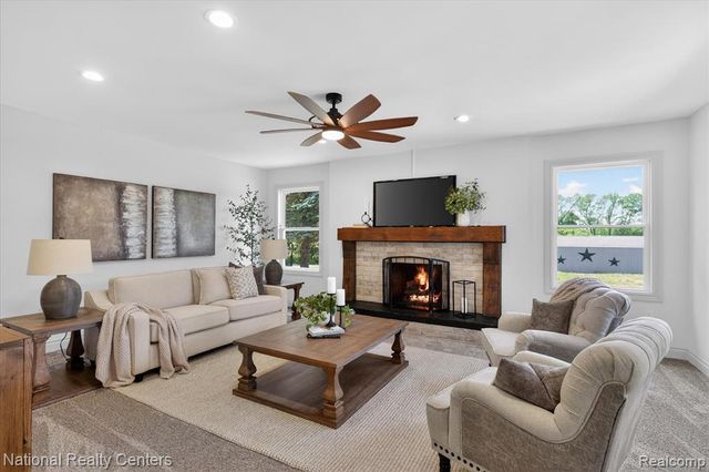 2601 Westwind Drive, Highland, MI 48357