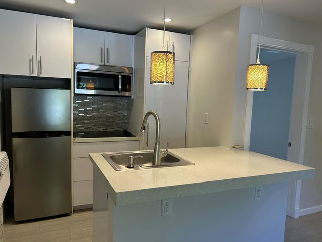 112 NE 5th Street, Fort Lauderdale, FL 33301